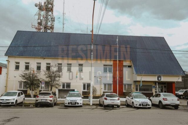 Detenido por robo a una confitería tuvo que cambiarse en la celda por que llevaba puesta ropa de otro robo