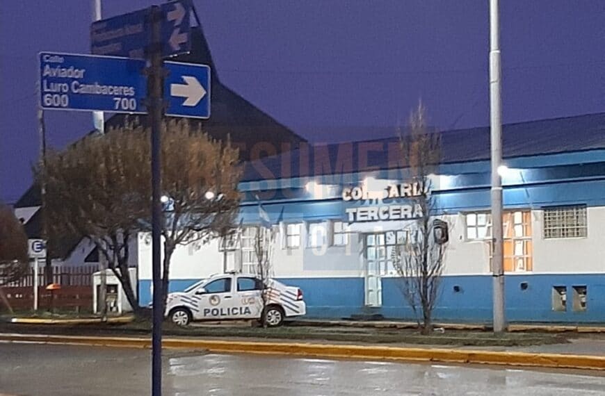 POLEMICO: Policías salvaron a una beba que llevaron a una clínica donde la estabilizaron pero pidieron llevarla al Hospital»por no tener cobertura»