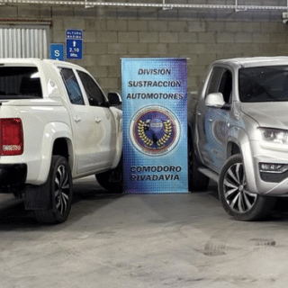 CDRO. RIVADAVIA: Secuestran dos Amarok “gemelas” en un taller de chapa y pintura
