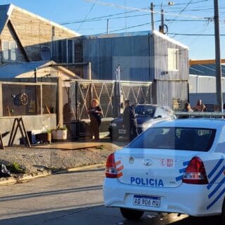 Incendio de un poste de luz que produjo gran alarma