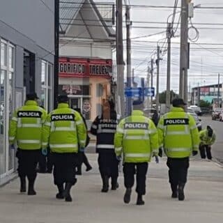 Policías y penitenciarios recibieron un 4% de aumento que se liquidará el viernes con los haberes
