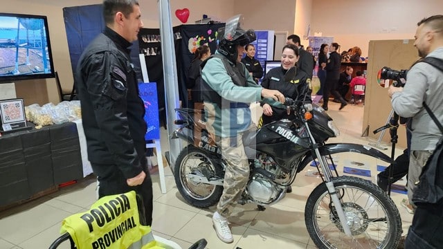 La expo “Conociendo Tu Policía” sigue hasta mañana para ser visitada en la sede del IPRA