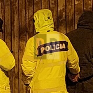 Detuvieron a tres sujetos por apuñalar a un hombre en calle Sarmiento