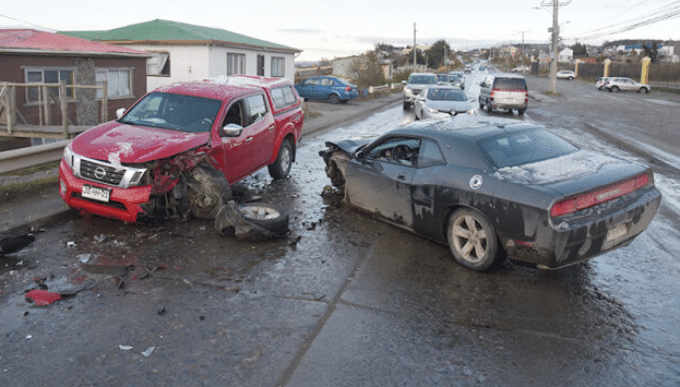 Dos accidentes vehiculares: uno con fuga y el otro con un chofer que manejaba en estado de ebriedad