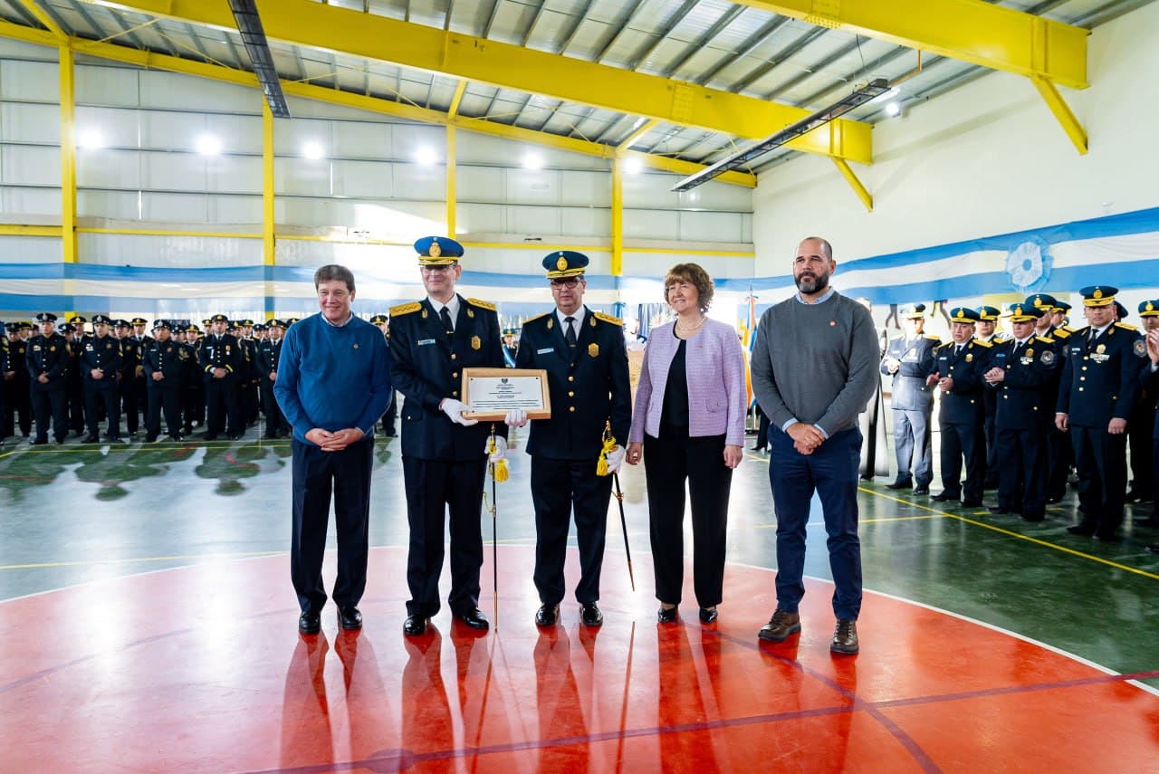 La Policía Provincial celebró sus 140 años como “la institución mas reconocida por los fueguinos”
