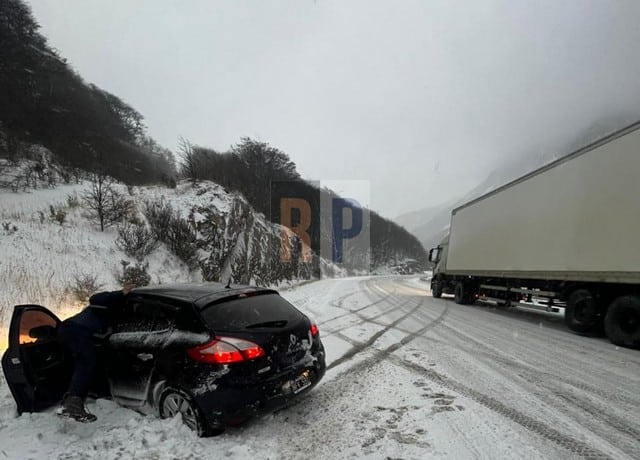 Informaron 34 intervenciones el fin de semana en la ruta 3 entre siniestros e incidentes por la nevada