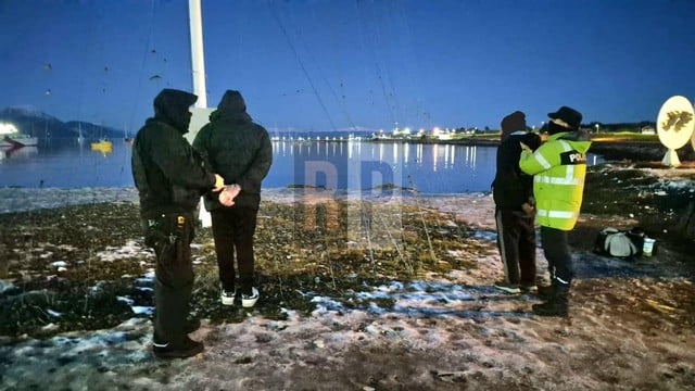 Dos “vendedores ambulantes” recién llegado a la provincia intentaron robarle las zapatillas a un hombre en Ushuaia
