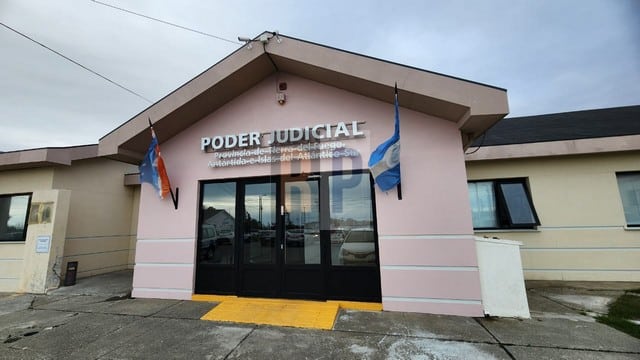 Piden 3 años de prisión en suspenso para empleado judicial acusado de sustraer expedientes de tribunales