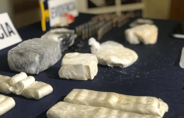 PTA. ARENAS: PDI materializó expulsión de extranjero condenado por tráfico de drogas