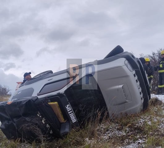 Turistas brasileños volcaron en ruta 3 a la altura del sector de río Valdéz