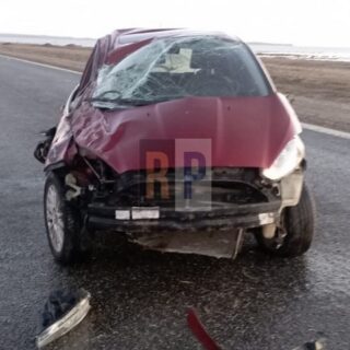 Un conductor hospitalizado tras violento vuelco en Punta María