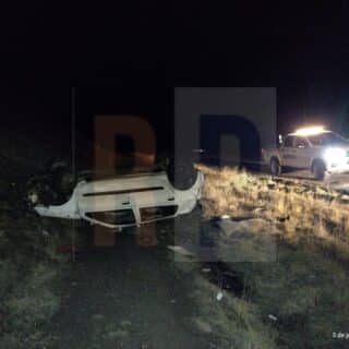 Un conductor hospitalizado tras vuelco en Punta María