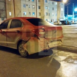 Accidente de tránsito con una conductora lesionada