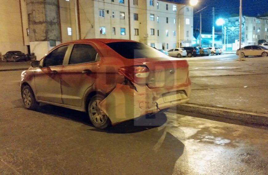Accidente de tránsito con una conductora lesionada
