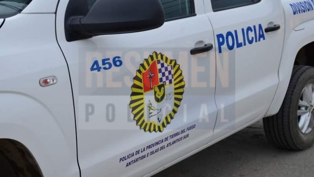 Aprehensión de tres jóvenes por disturbios y portación de arma blanca