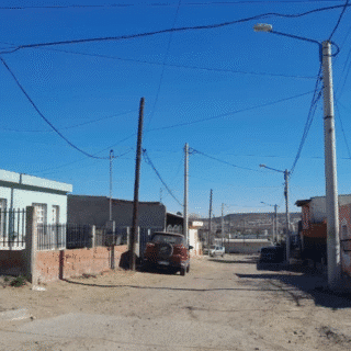 CALETA OLIVIA: Jóvenes atacaron con piedras y patadas a dos menores y les robaron los celulares