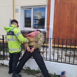 Detienen a un joven por compras fraudulentas con tarjeta ajena en Río Grande