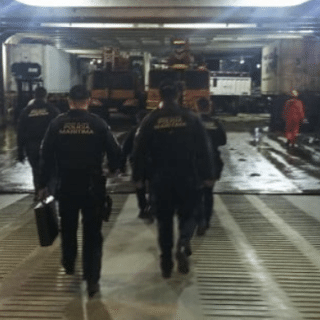 PTA. ARENAS: Detienen a un sujeto en el Ferry Kaweskar con $1,5 millones en especies robadas y $900 mil en efectivo