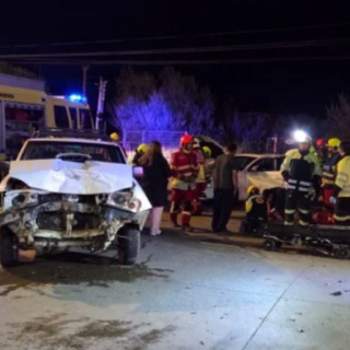 PTA. ARENAS: Dos personas lesionadas tras fuerte colisión en sector Archipiélago de Chiloé