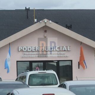 Una fiscal denuncia a un director por una discusión sobre el estacionamiento en el juzgado