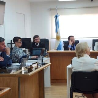 La madre de la víctima de Eric Paredes declaró que hubo encubrimiento policial en el hecho del 2021 «limpiaron la sangre»