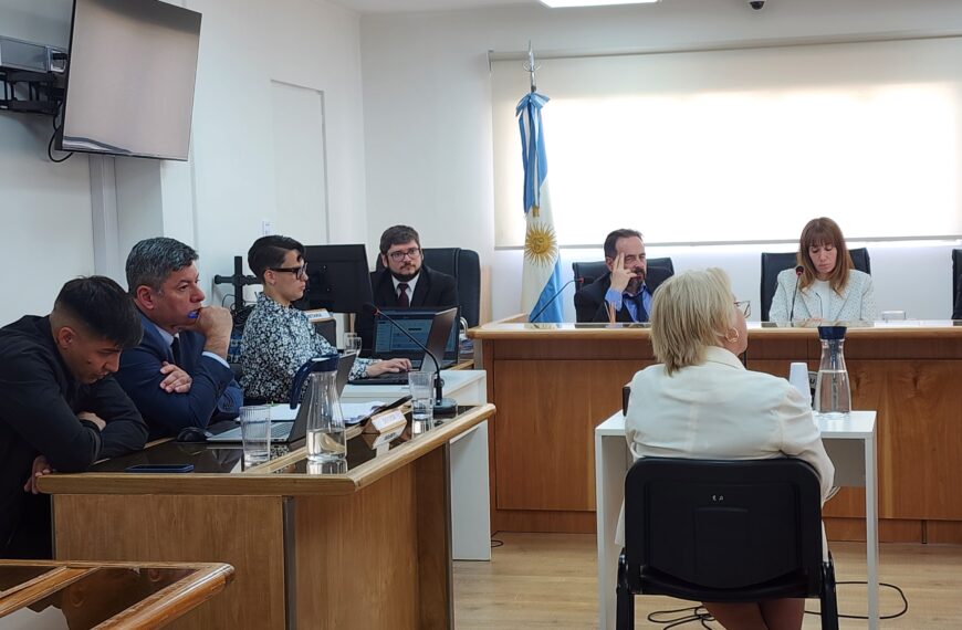 La madre de la víctima de Eric Paredes declaró que hubo encubrimiento policial en el hecho del 2021 «limpiaron la sangre»