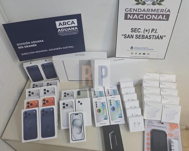 Aduana incautó 45 millones en electrónicos que intentaban ingresarse en un vehículo particular desde Chile