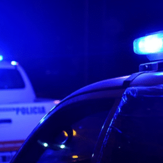 RÍO GALLEGOS: encontró un hombre en su casa que habría abusado de su hijo, hubo una pelea, escapó, llegó la Policía y lo detuvieron