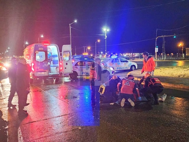 Otra vez un atropellado sobre Almafuerte y Malvinas a metros del puente peatonal