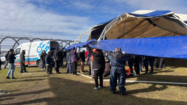 Un veterano de Guerra sufrió fuerte caída en el armado de la Carpa y quedó en observación