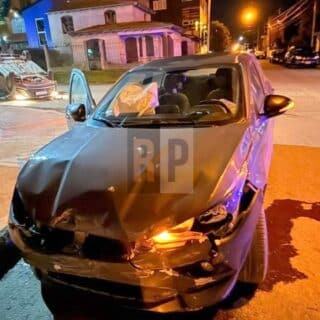 Otro choque y vuelco en Ushuaia con alcoholemia positiva y detenidos