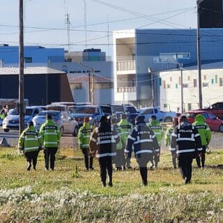 Policía realiza rastrillajes y relevamiento de cámaras ante el sugestivo pedido de paradero de una mujer