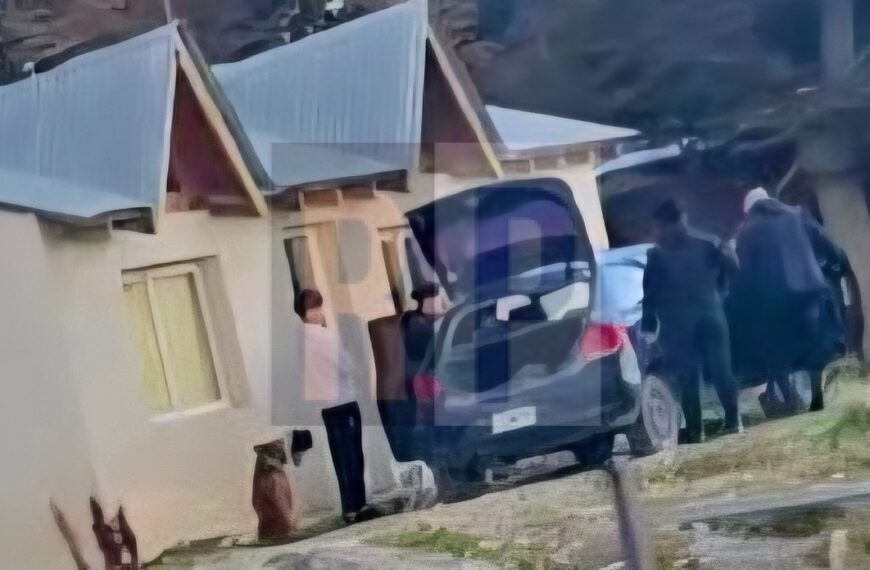 Allanaron a la hija de un concejal de Tolhuin y la detuvieron por agredir a los policías