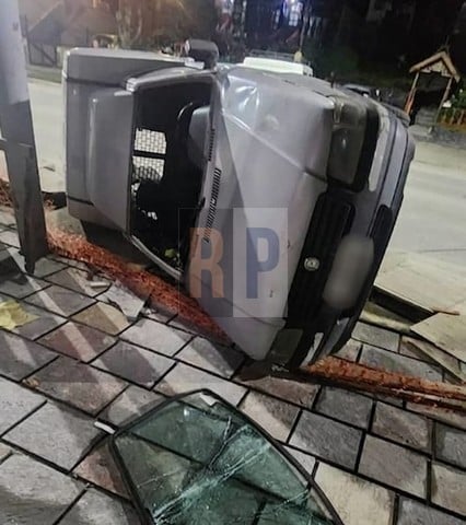 Volcaron un vehículo y lo abandonaron y en otro hecho una conductora resultó con alcoholemia positiva