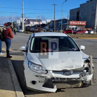 Un conductor hospitalizado tras ser impactado por otro vehículo en la zona de Chacra 4