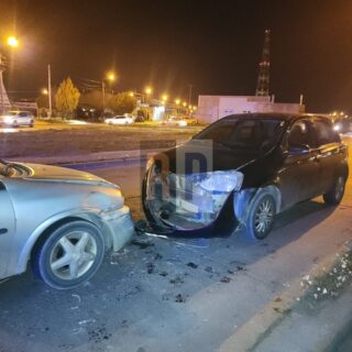 Conductor descompensado causó violento accidente en un semáforo