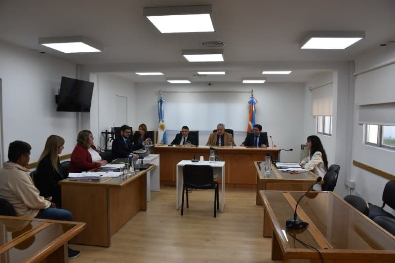 Comenzó juicio a un hombre de Tolhuin acusado de abusos sexuales a su hijastra durante 8 años