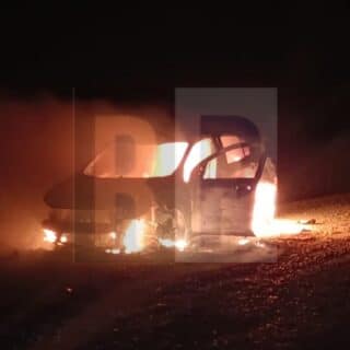 Se le prendió fuego el auto en la ruta a José Menéndez y sufrió quemaduras