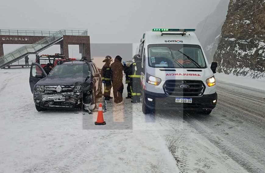 Accidente y una mujer herida en el mirador del paso Garibaldi sobre ruta 3