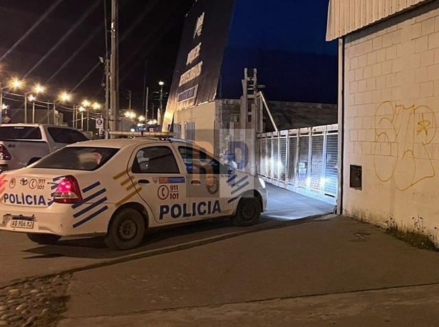 Una empleada de limpieza de un supermercado quedó detenida por la sustracción de mercaderías