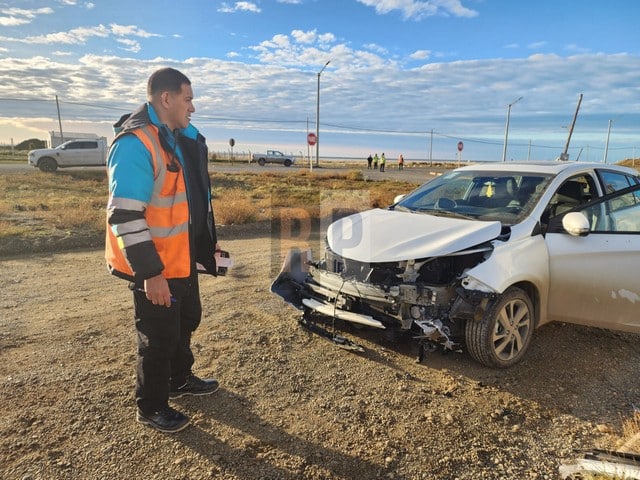 Choque y alcoholemia positiva en el acceso al barrio Las Barrancas