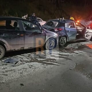 Una chica herida tras choque en cadena en el acceso al barrio Los Morros