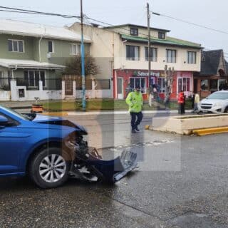 Violento choque céntrico deja un conductor herido