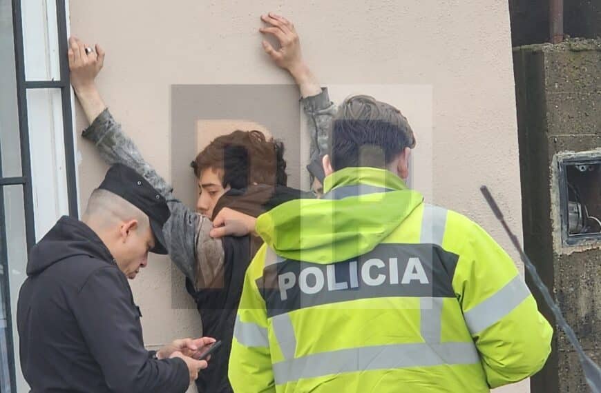 Un joven detenido tras intentar reparar un celular de alta gama robado