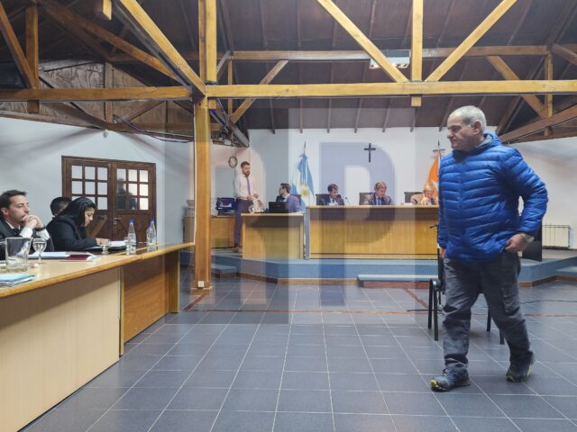 Arana declaró que se vendían lugares en el listado y cobró por 7 a 9 viviendas de las que llevó el dinero a la casa de Carlos Córdoba