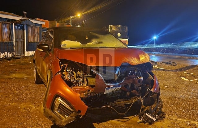 Violento choque frontal sobre Echelaine solo dejó daños materiales y los conductores salieron ilesos